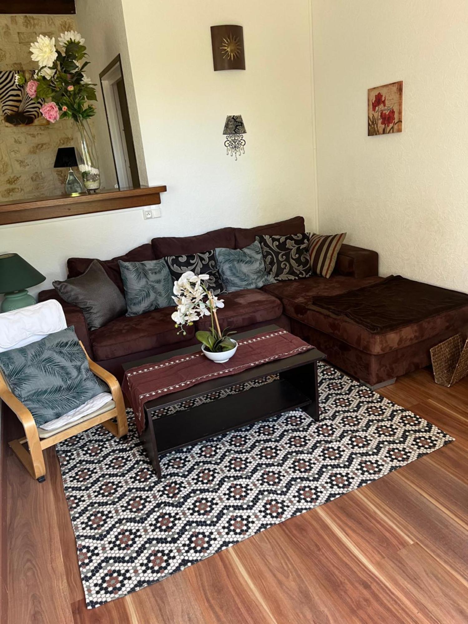 Charmant Logement Entier A La Campagne Sencenac-Puy-de-Fourches Bagian luar foto